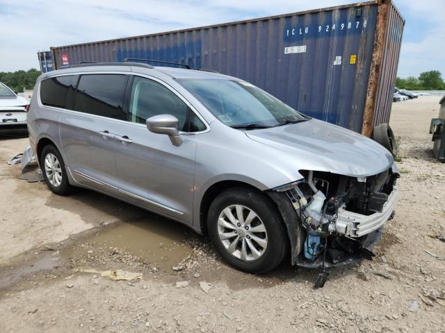  CHRYSLER PACIFICA 2017 Серебристый