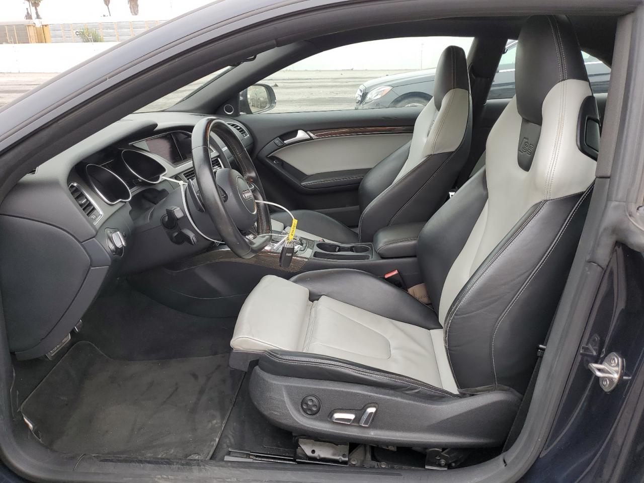 2015 Audi S5 Premium Plus VIN: WAUCGAFR5FA035329 Lot: 64648805