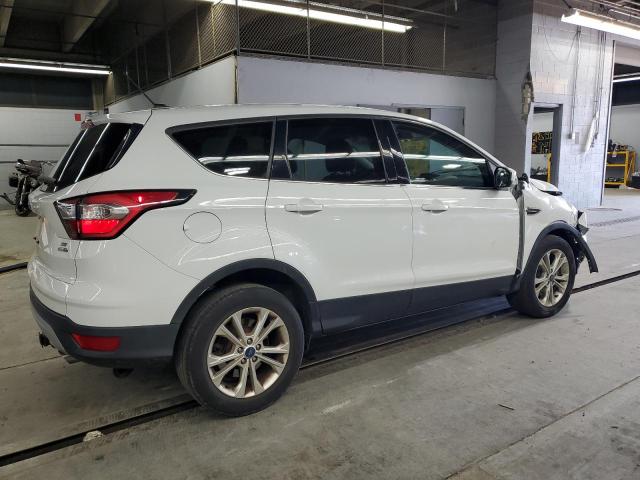  FORD ESCAPE 2017 Белы
