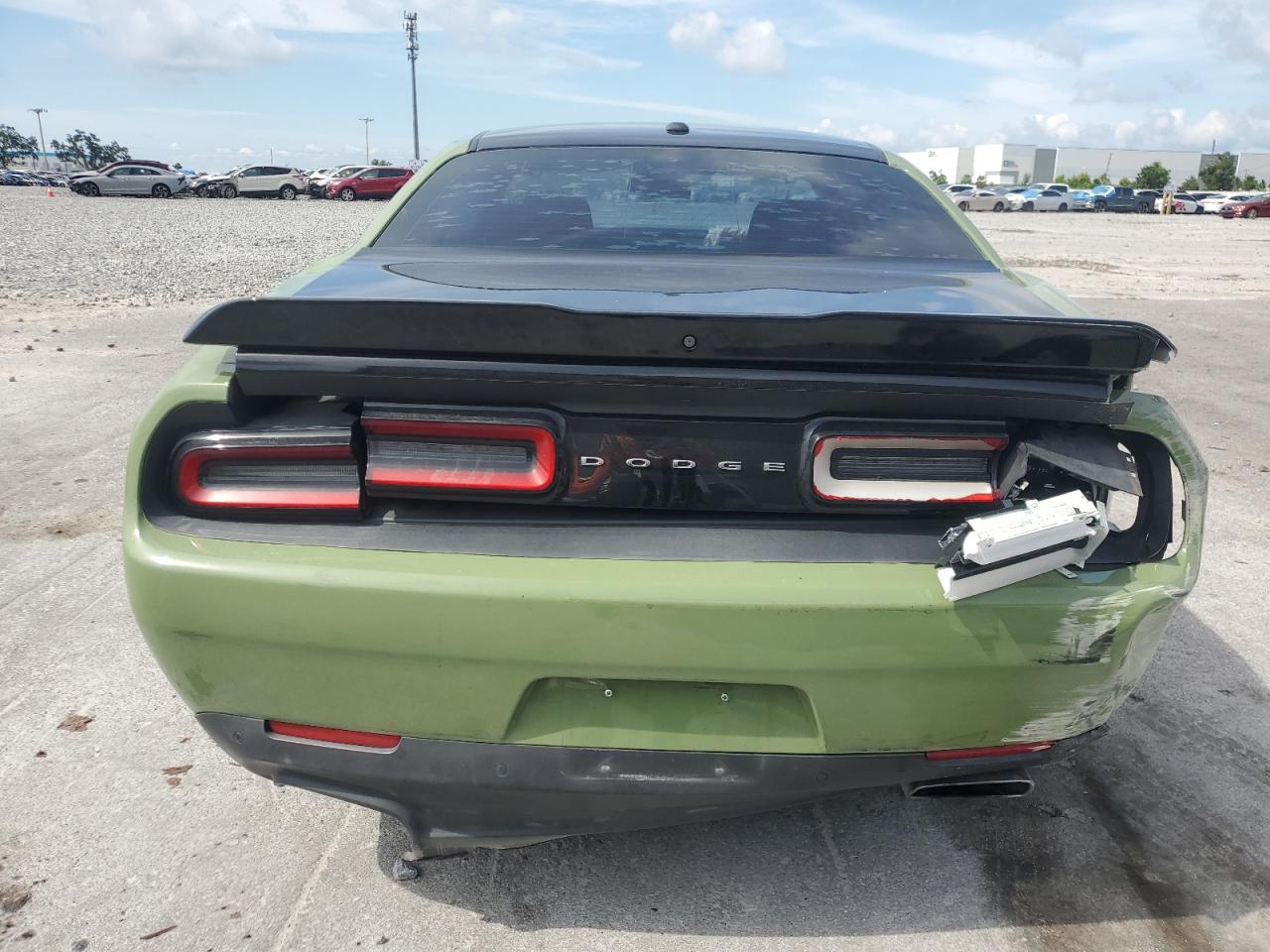 2017 Dodge Challenger R/T VIN: 2C3CDZBT6HH592464 Lot: 63942945