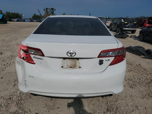  TOYOTA CAMRY 2013 Biały