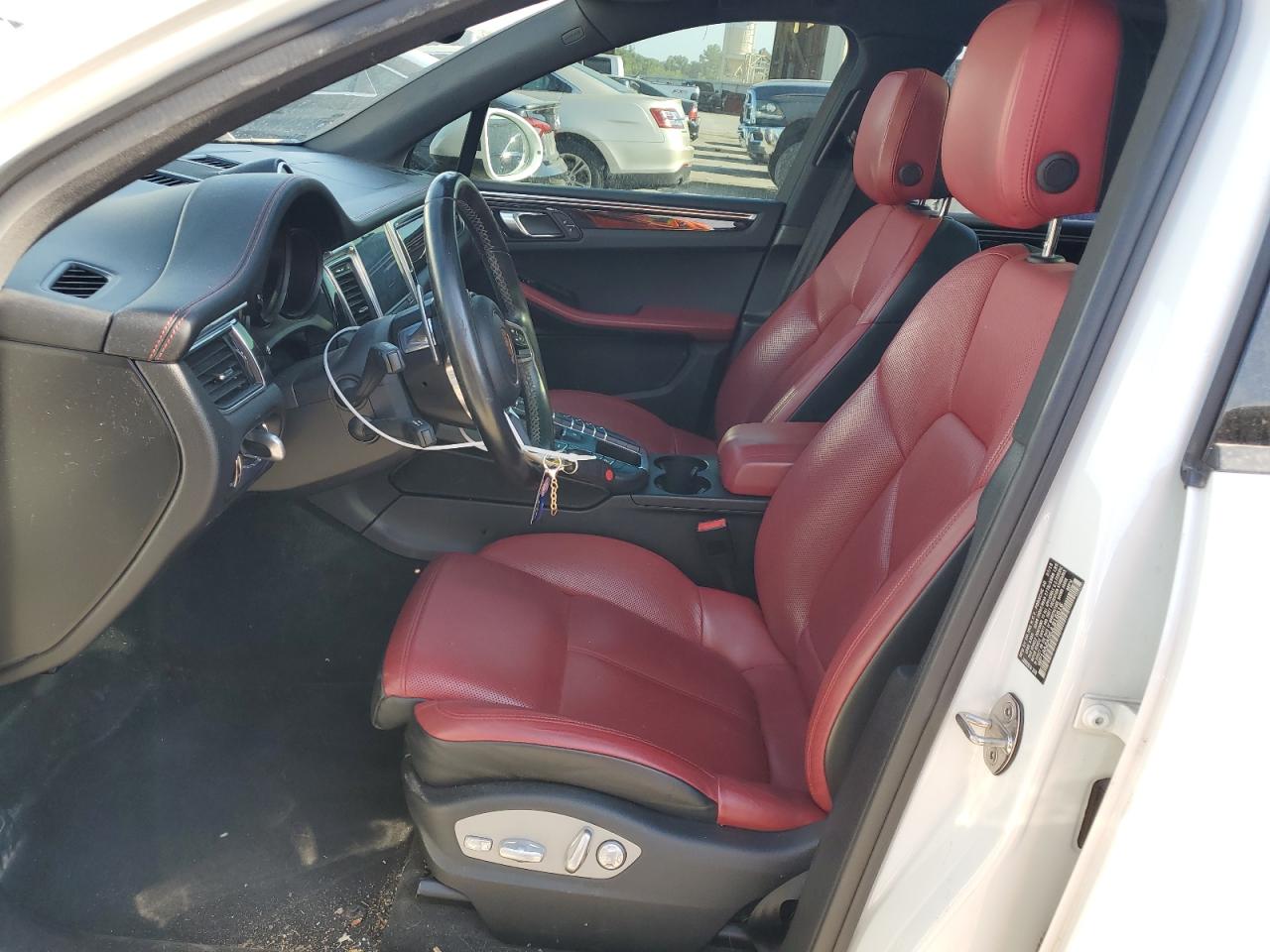 2018 Porsche Macan VIN: WP1AA2A56JLB16616 Lot: 64097985