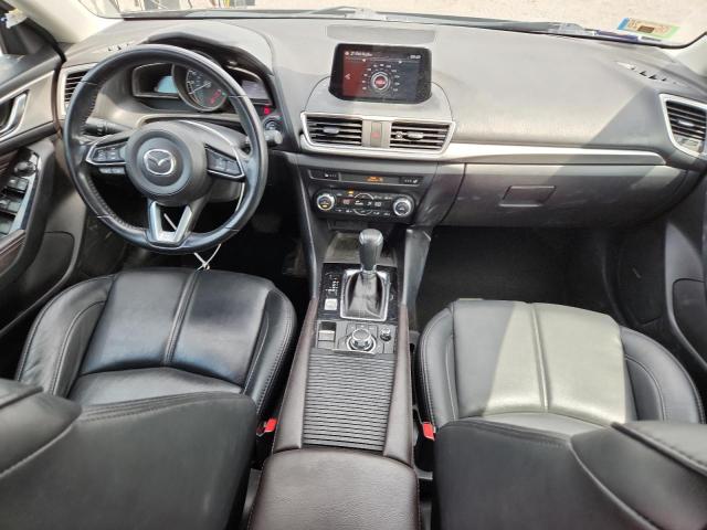  MAZDA 3 2018 Серый