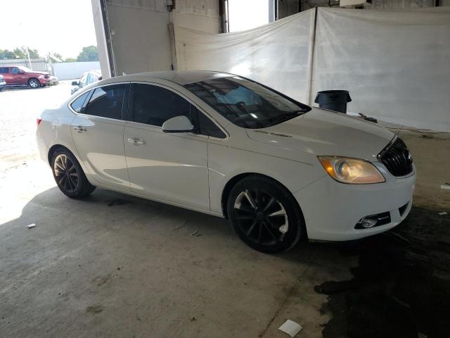 Sedans BUICK VERANO 2012 White