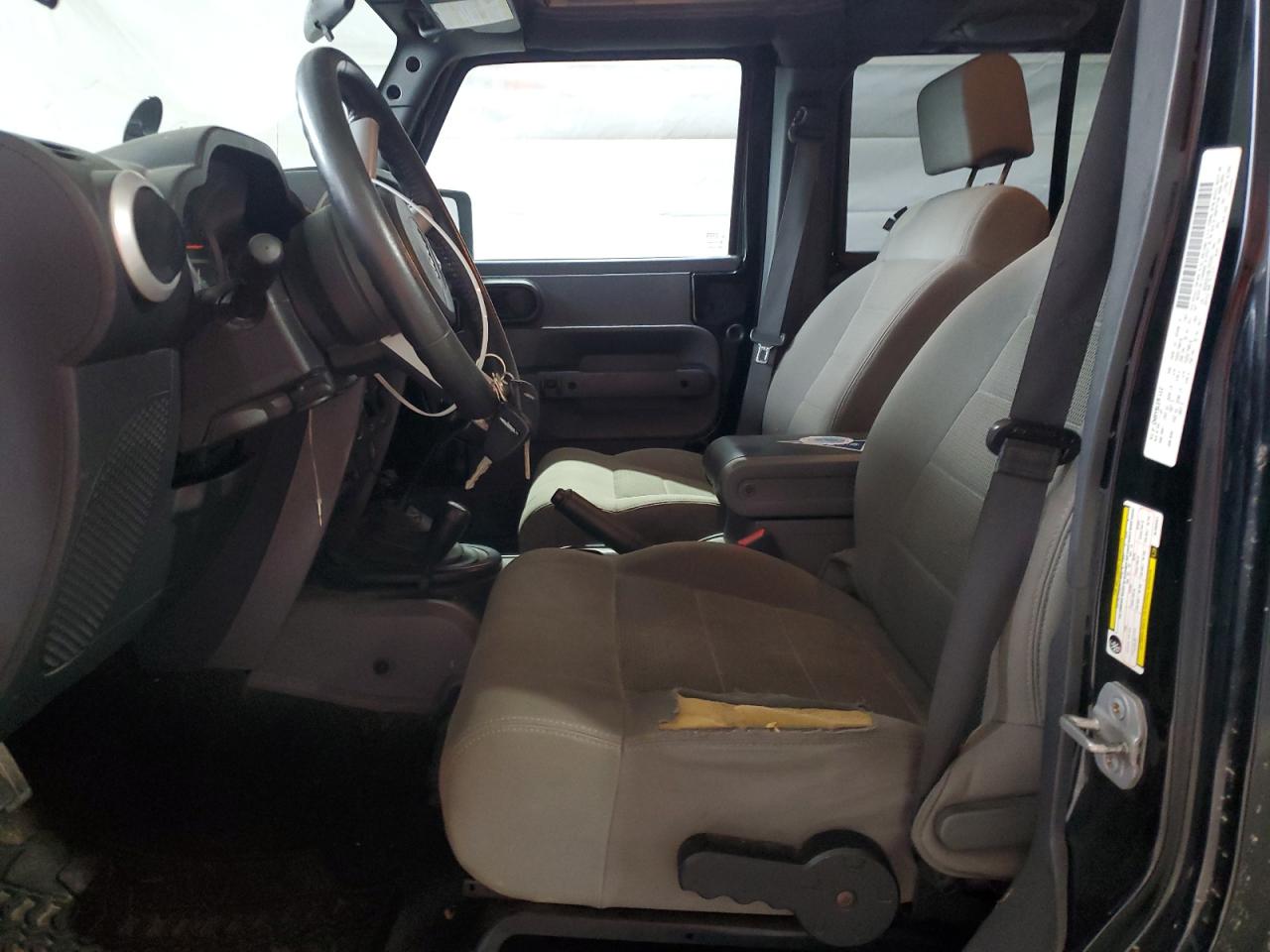 2008 Jeep Wrangler Unlimited Sahara VIN: 1J8GA59168L553341 Lot: 67128185