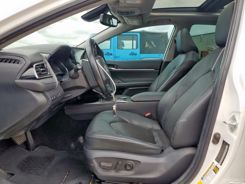  TOYOTA CAMRY 2022 White