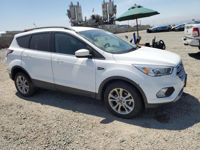 FORD ESCAPE 2017 Biały