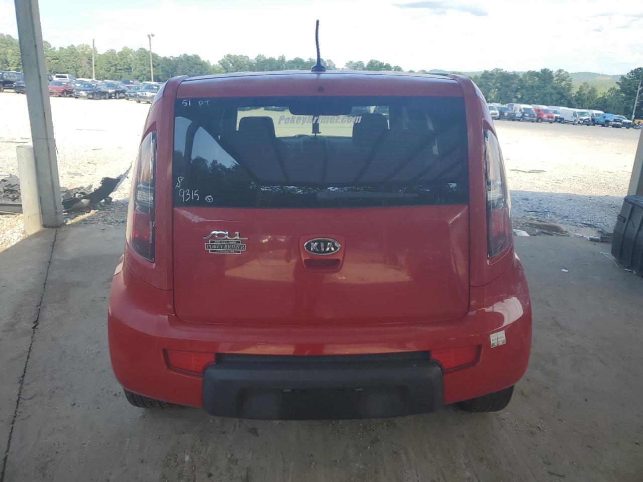 2011 Kia Soul + VIN: KNDJT2A24B7255123 Lot: 64428695