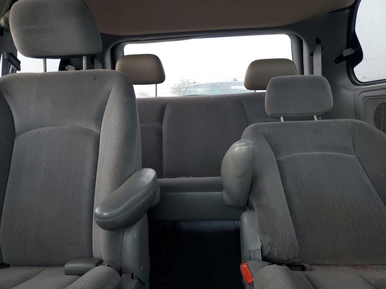 2005 Dodge Caravan Sxt VIN: 1D4GP45R75B383992 Lot: 64492435