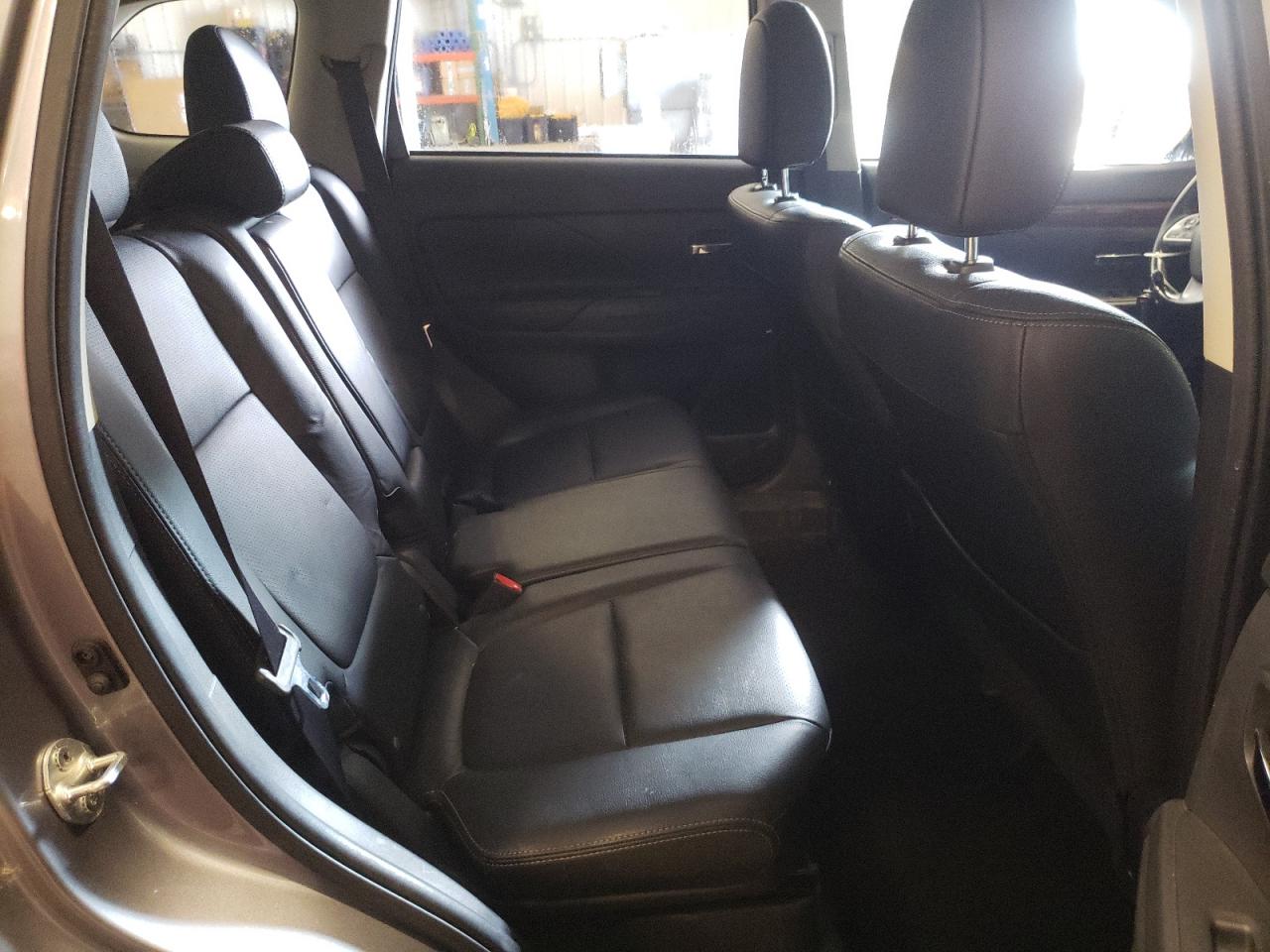 2014 Mitsubishi Outlander Se VIN: JA4AZ3A32EZ008831 Lot: 64477285
