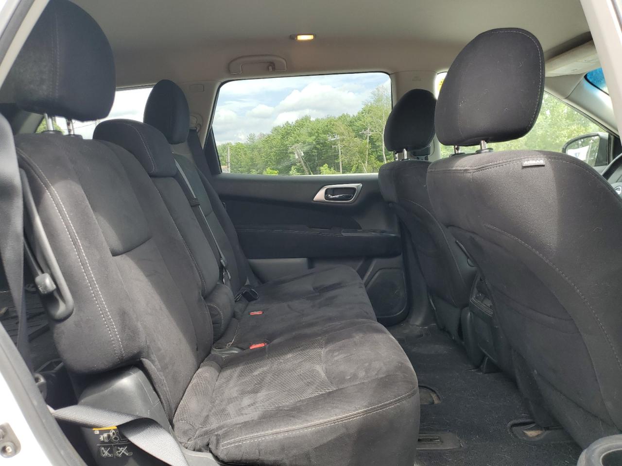 2014 Nissan Pathfinder S VIN: 5N1AR2MM6EC687828 Lot: 65210805