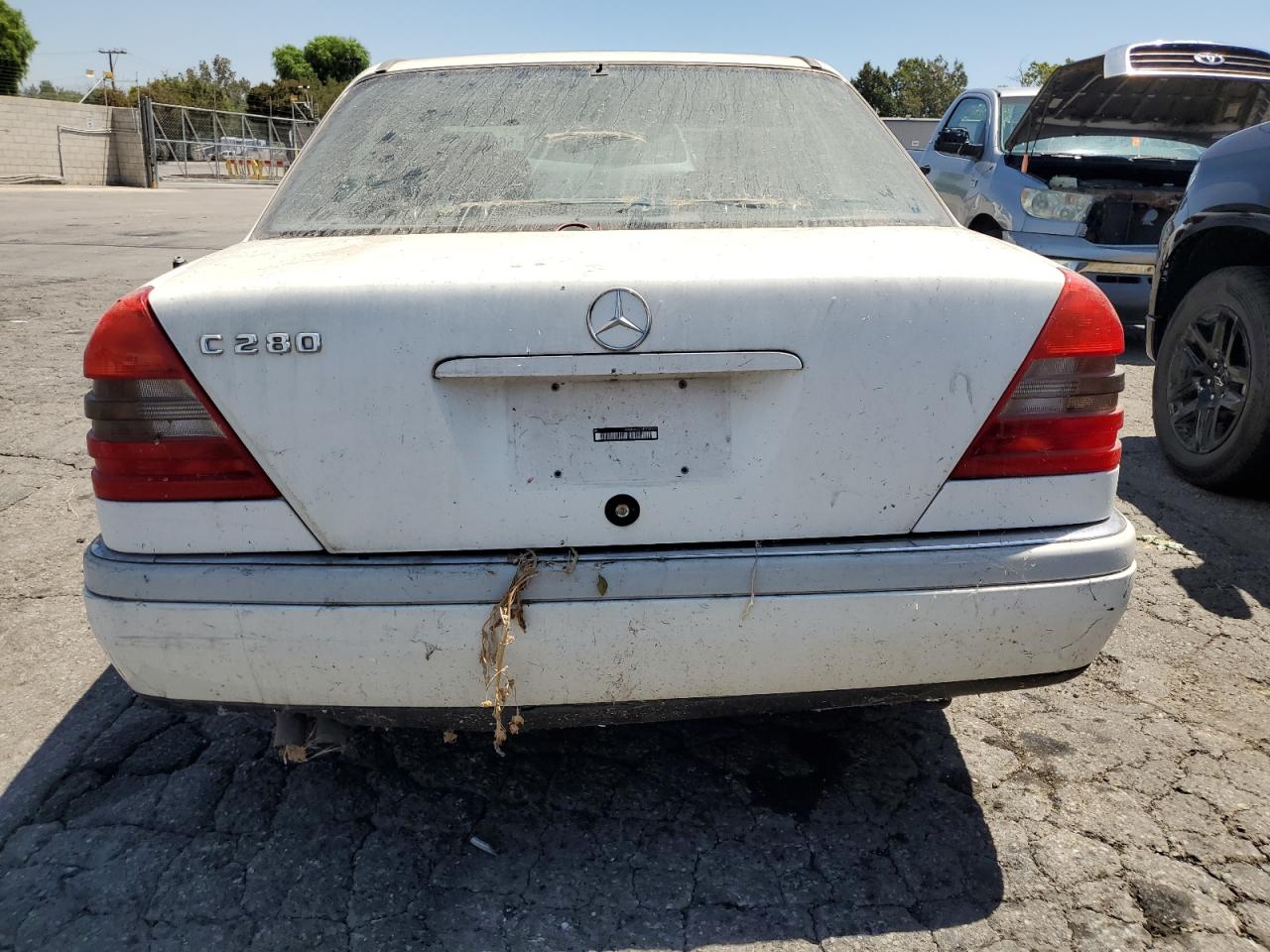 1994 Mercedes-Benz C 280 VIN: WDBHA28EXRF057620 Lot: 66727635