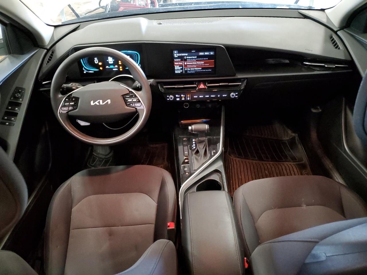 2024 Kia Niro Lx VIN: KNDCP3LE2R5127947 Lot: 62635175