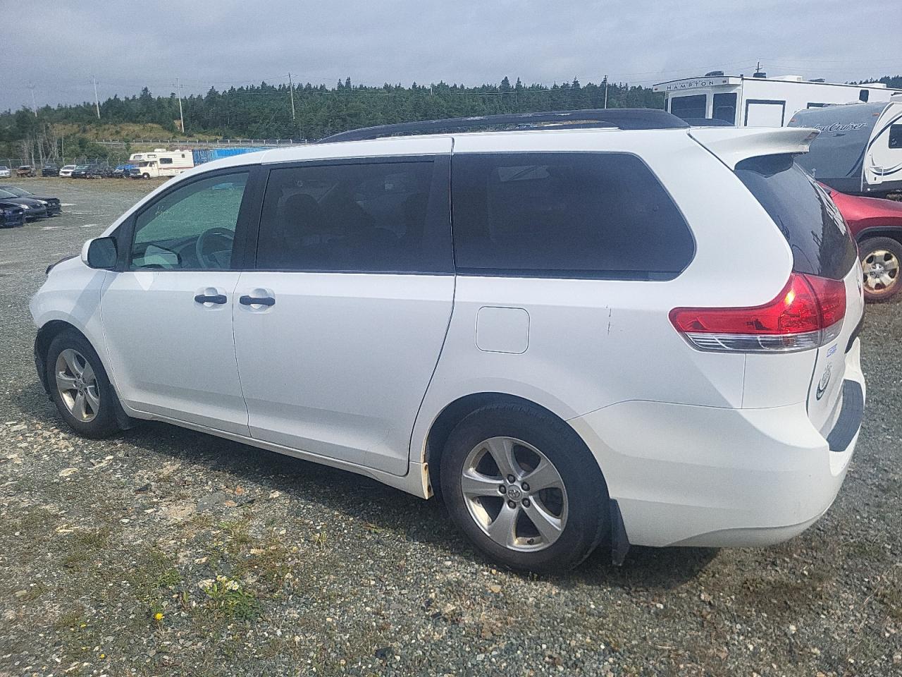 2013 Toyota Sienna VIN: 5TDZK3DC1DS379049 Lot: 65576925