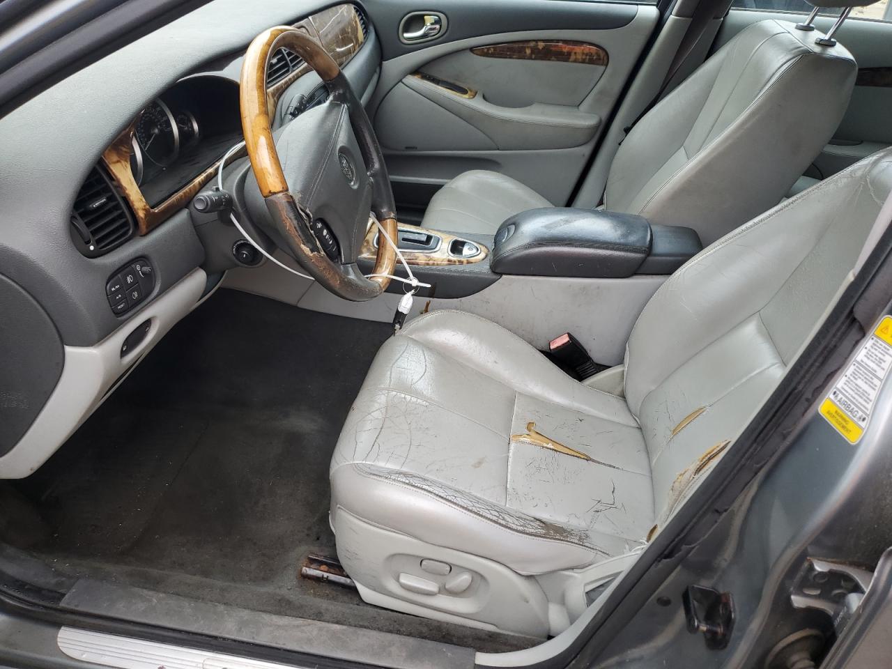 2005 Jaguar S-Type 4.2 VIN: SAJWA01UX5HN14666 Lot: 64026055