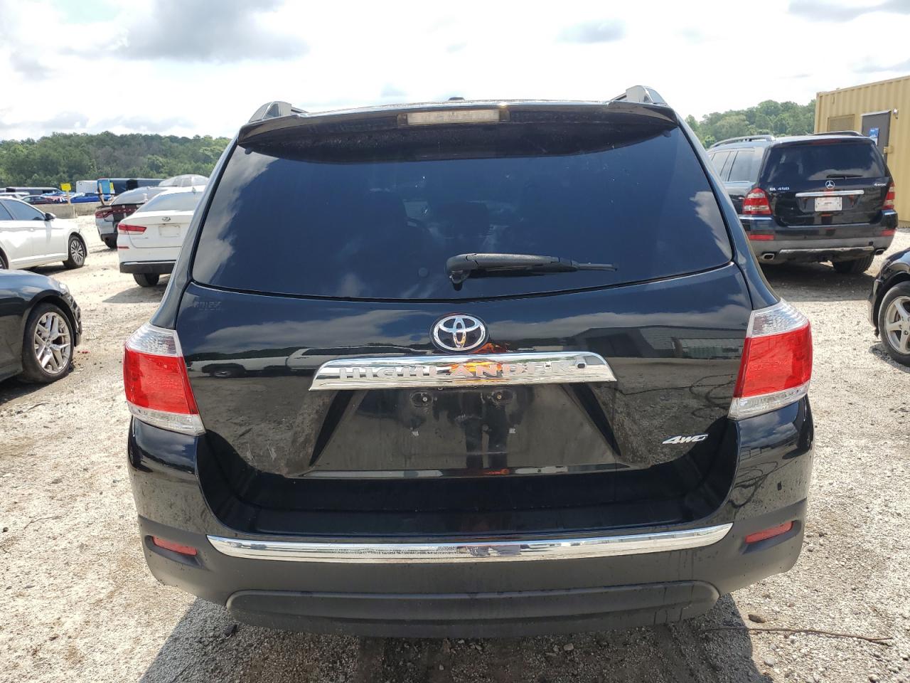 2013 Toyota Highlander Base VIN: 5TDBK3EH0DS177587 Lot: 63181675