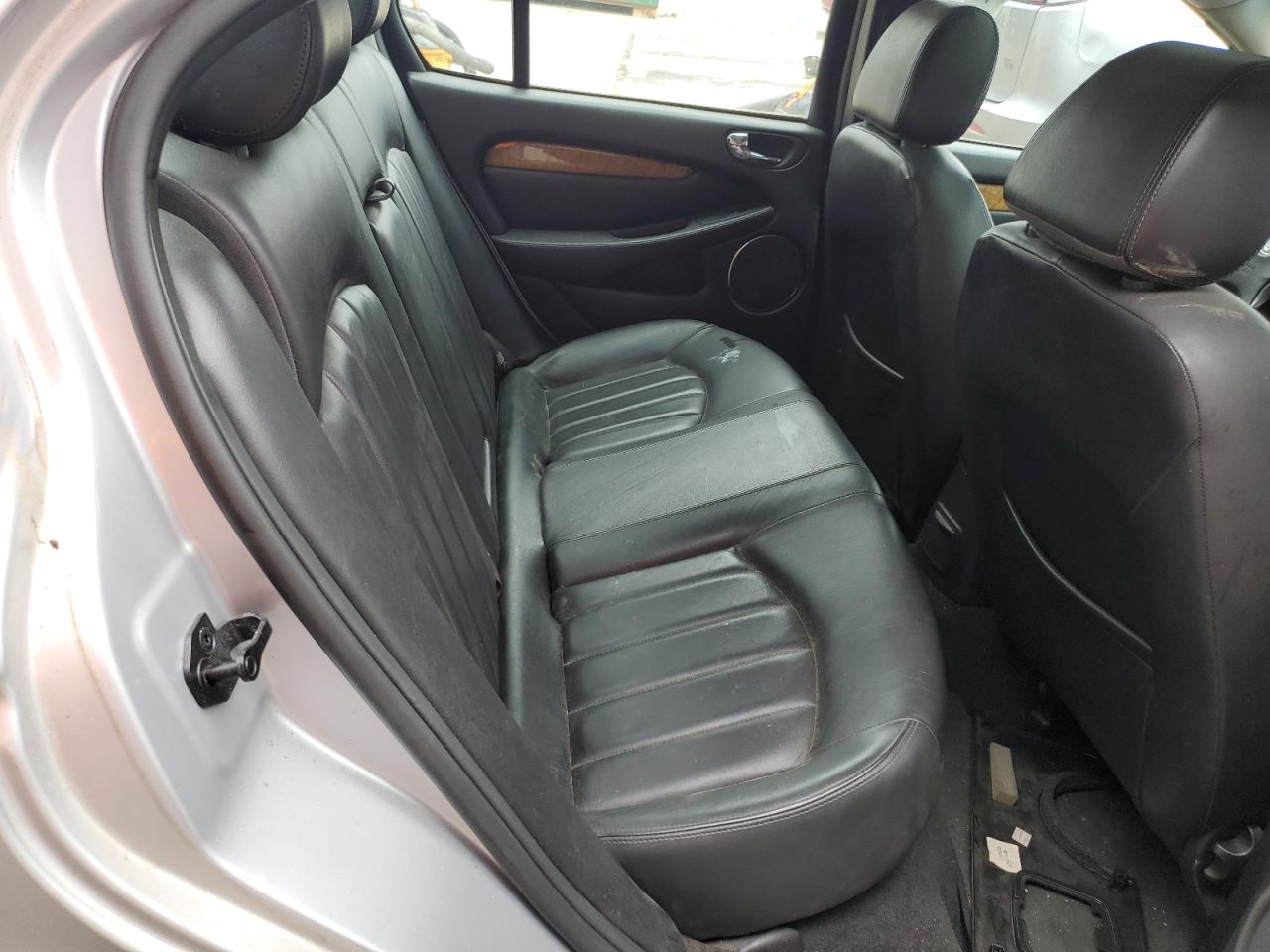 2004 Jaguar X-Type 3.0 VIN: SAJEA51C64WD59885 Lot: 63641005