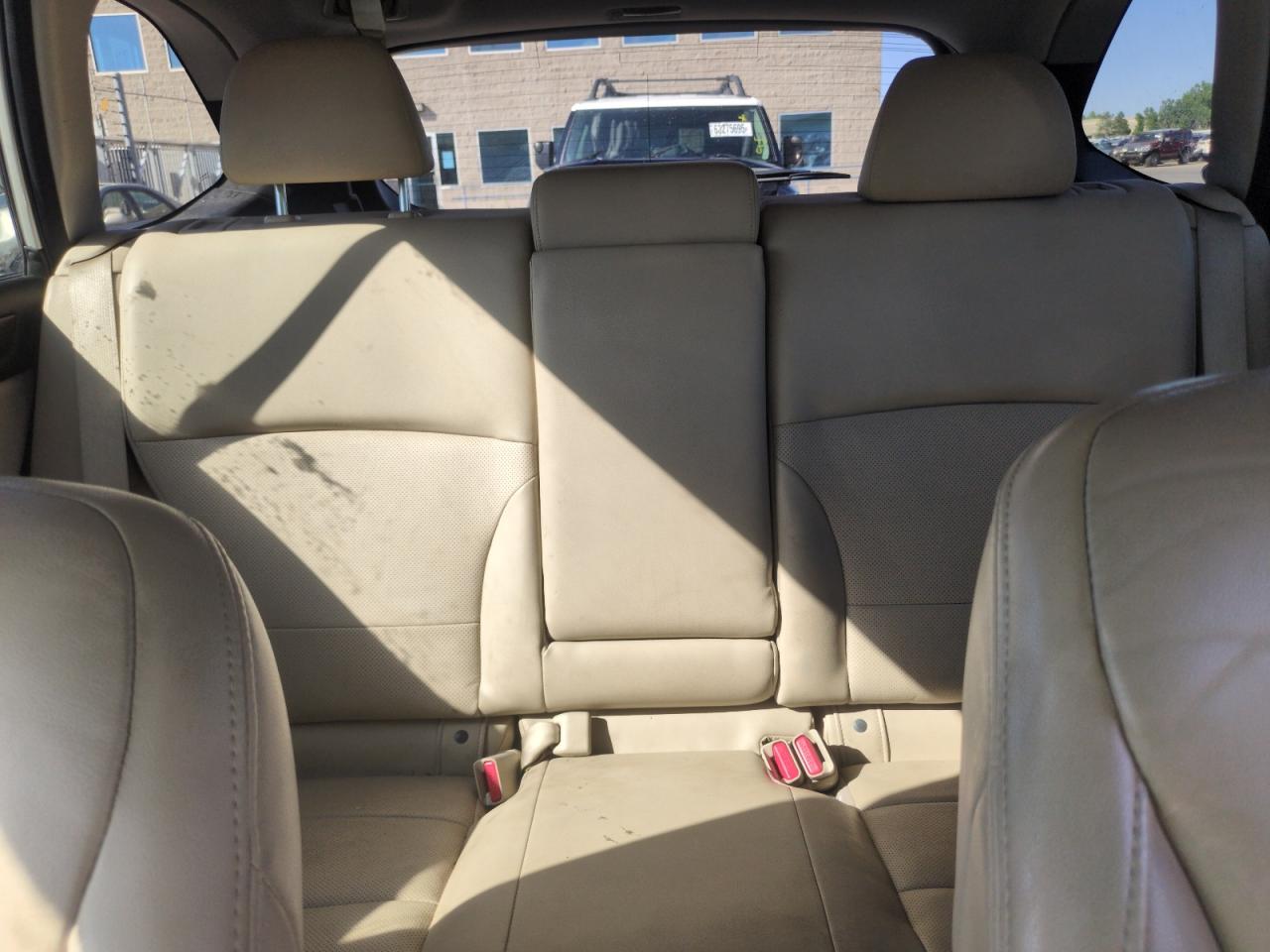 2015 Subaru Outback 3.6R Limited VIN: 4S4BSENC0F3272392 Lot: 63012665