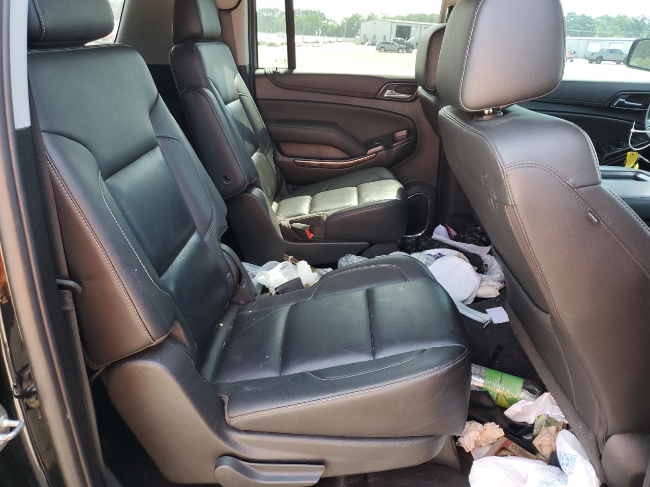2019 Chevrolet Suburban K1500 Lt VIN: 1GNSKHKC4KR106823 Lot: 64463975