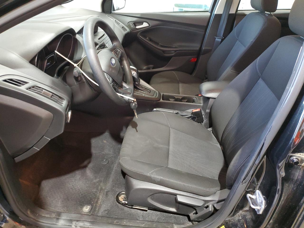 2015 Ford Focus Se VIN: 1FADP3F28FL267083 Lot: 65316805