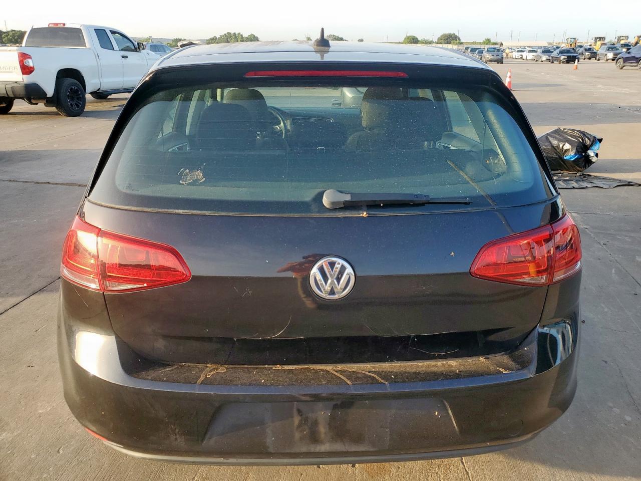 2016 Volkswagen E-Golf Se VIN: WVWKP7AU4GW913009 Lot: 64078675