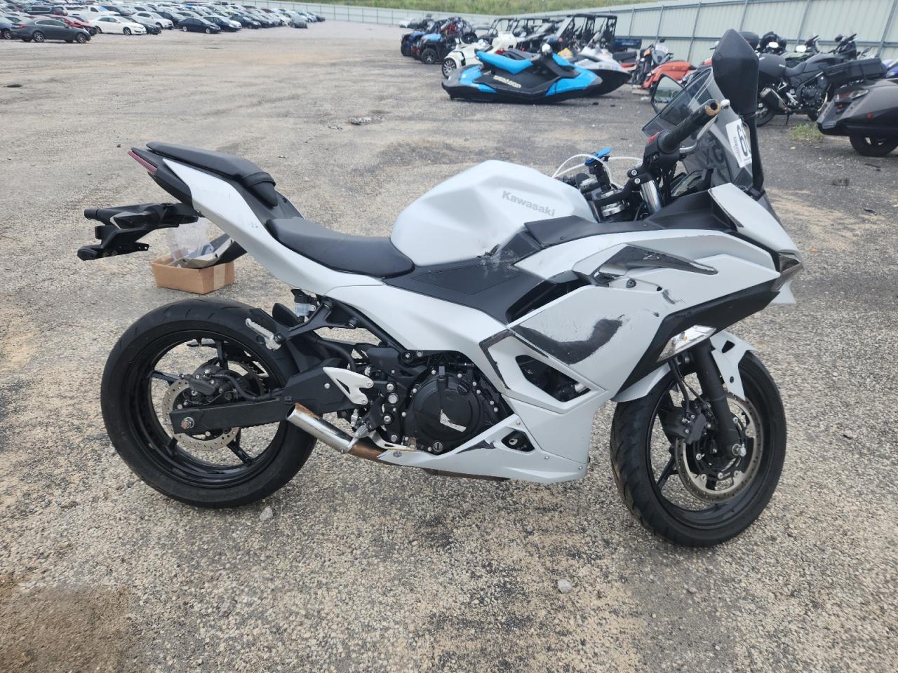 ml5exgg19sda41843 ML5EXGG19SDA41843 2025 Kawasaki Ex500