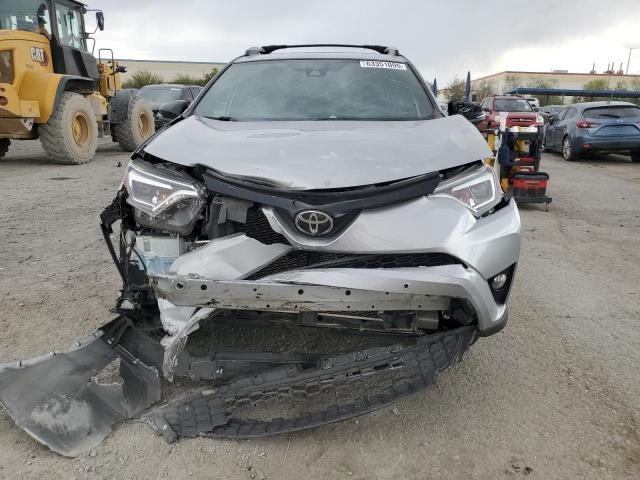 Parquets TOYOTA RAV4 2017 Szary
