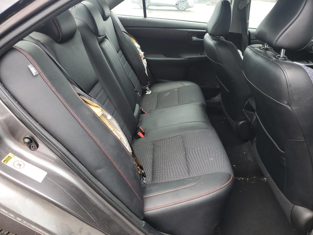 2015 Toyota Camry Le VIN: 4T1BF1FK2FU088049 Lot: 64868025