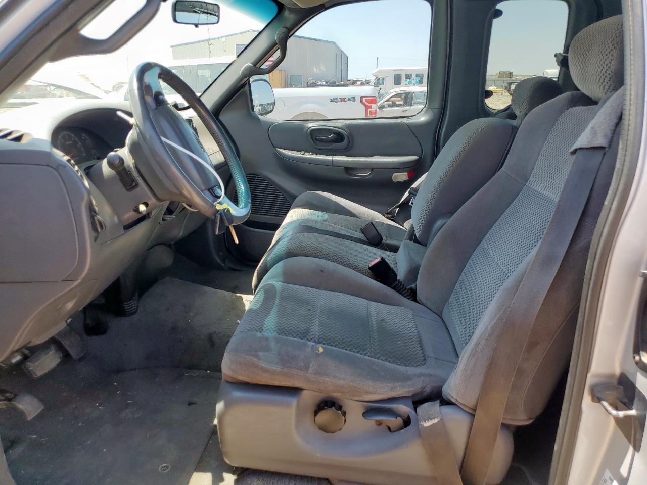2002 Ford F150 VIN: 1FTRX17L82NA73485 Lot: 65565265