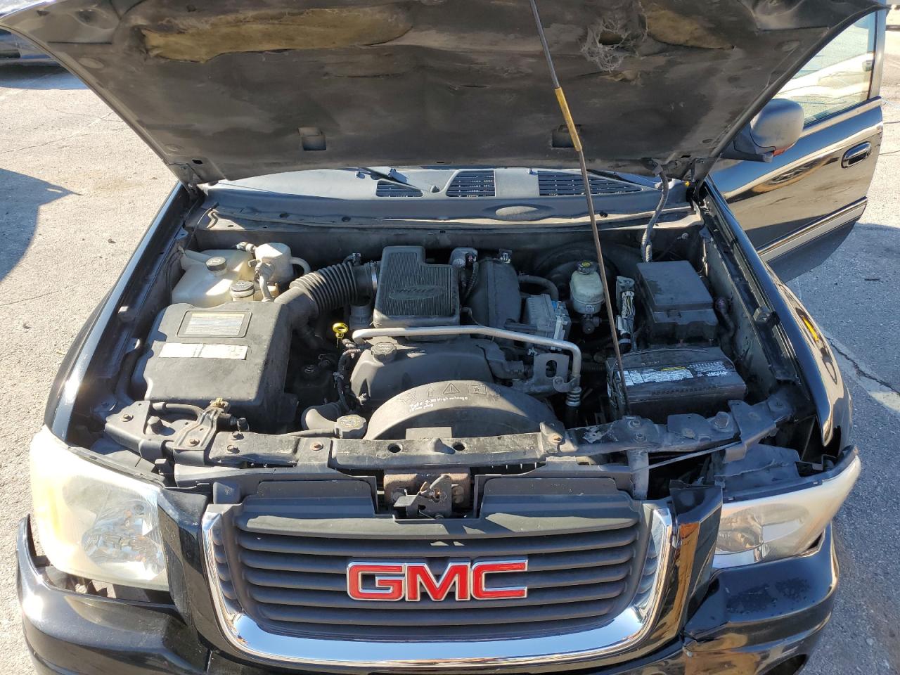 2004 GMC Envoy VIN: 1GKDT13S742387432 Lot: 64239805