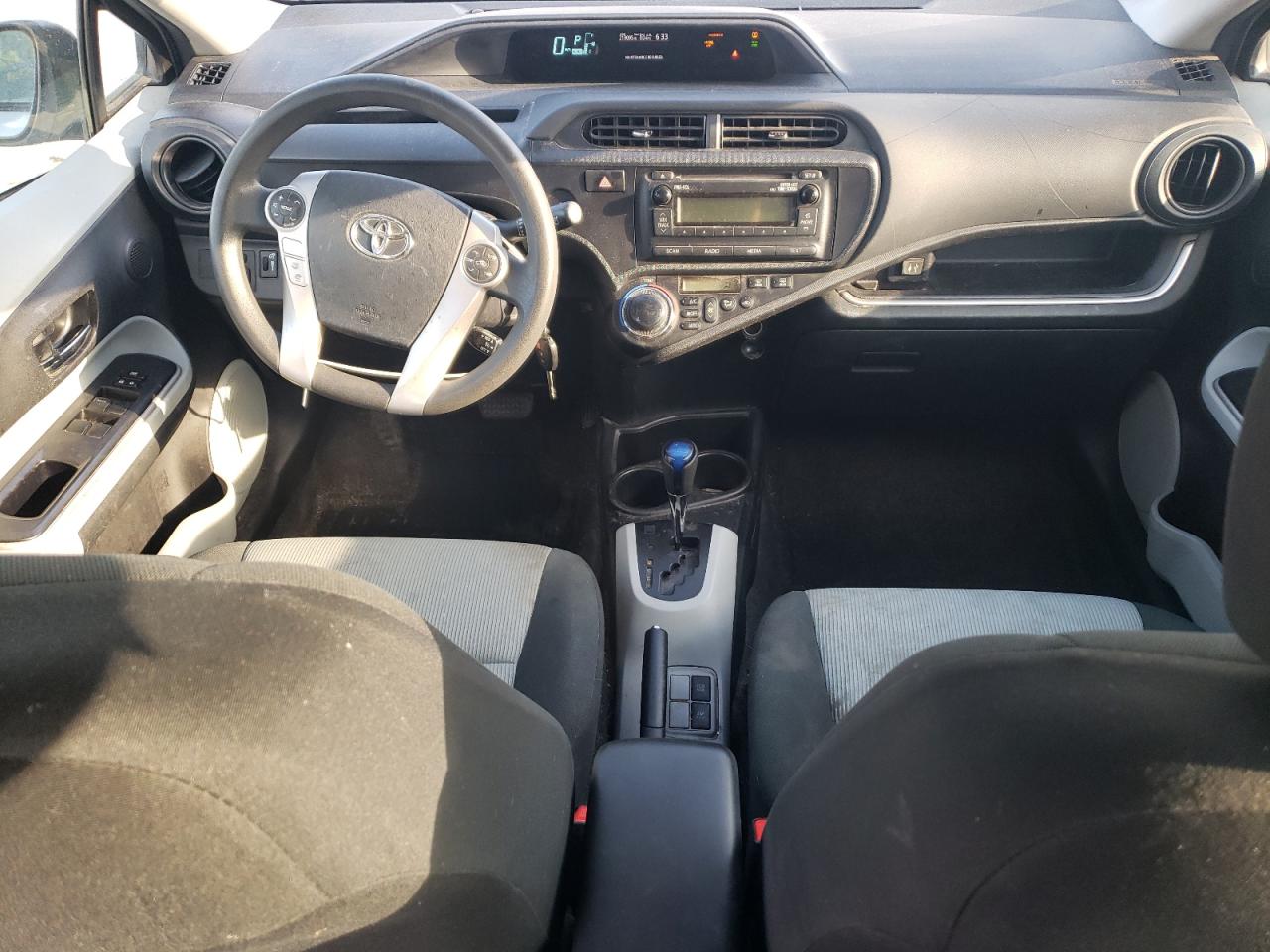 2014 Toyota Prius C VIN: JTDKDTB37E1085829 Lot: 64192835