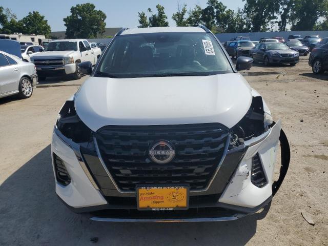  NISSAN KICKS 2024 Белы