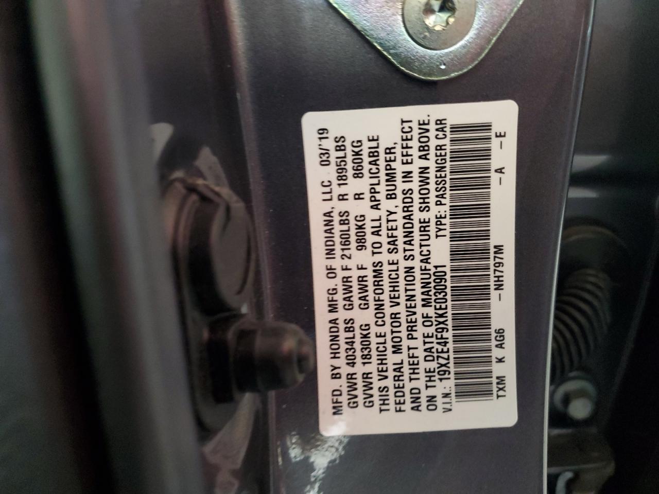 2019 Honda Insight Touring VIN: 19XZE4F9XKE030901 Lot: 63303235