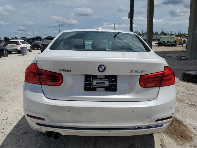 Sedans BMW 3 SERIES 2016 Biały