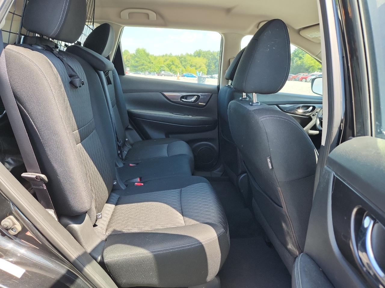2017 Nissan Rogue S VIN: KNMAT2MT5HP522427 Lot: 65551255