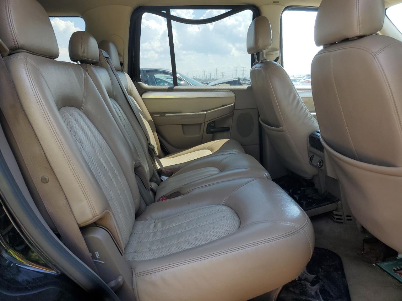 2004 Mercury Mountaineer VIN: 4M2DU86W04ZJ20540 Lot: 64087835