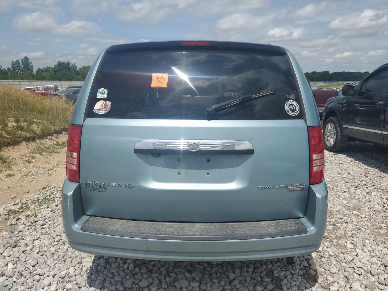 2010 Chrysler Town & Country Touring VIN: 2A4RR5D15AR217879 Lot: 64205795