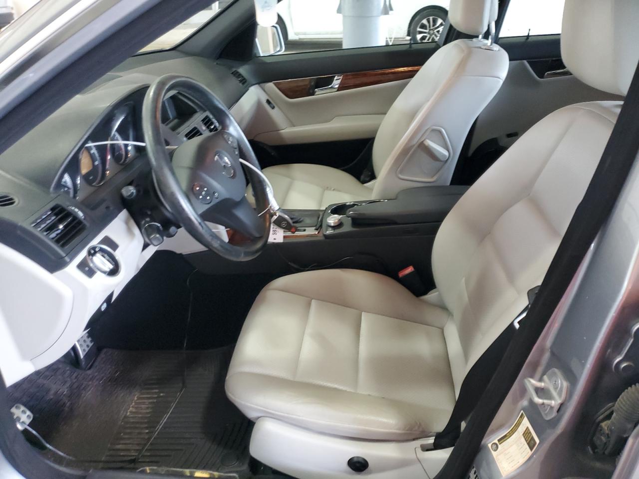 2011 Mercedes-Benz C 300 4Matic VIN: WDDGF8BB1BR163982 Lot: 64742095