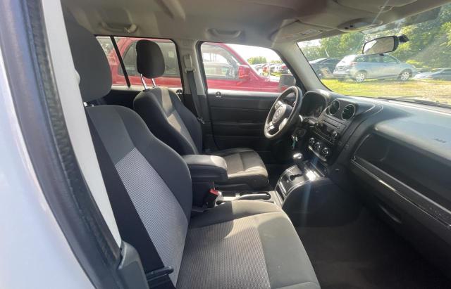 Parquets JEEP PATRIOT 2012 Biały