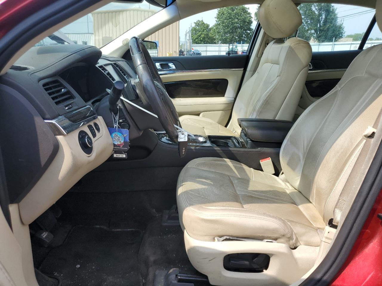 1LNHL9FT3FG606095 2015 Lincoln Mks