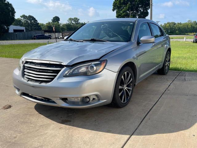 Sedans CHRYSLER 200 2013 Srebrny