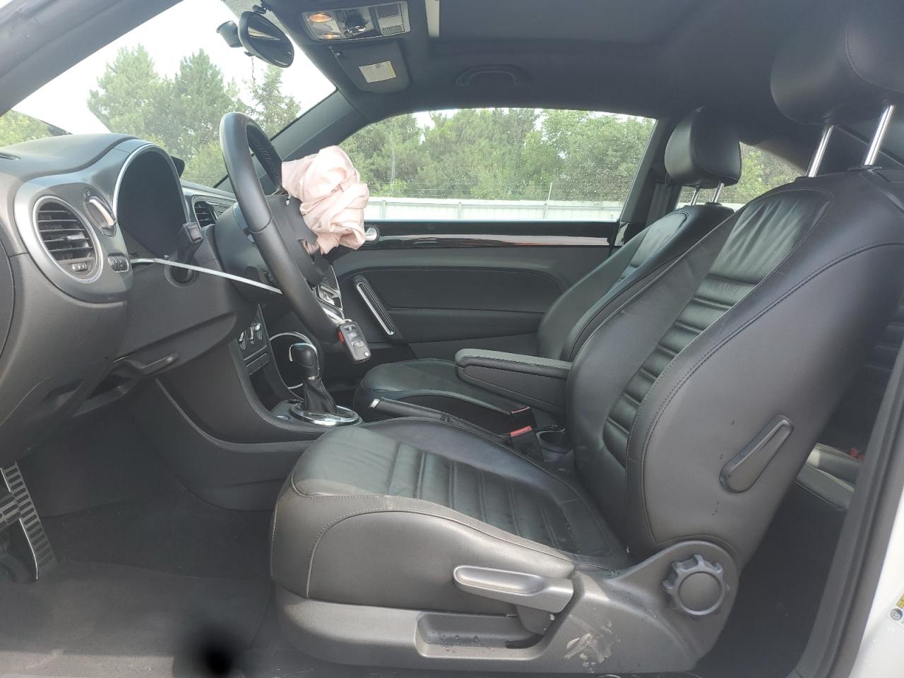 2013 Volkswagen Beetle Turbo VIN: 3VWVT7AT9DM687025 Lot: 64017065