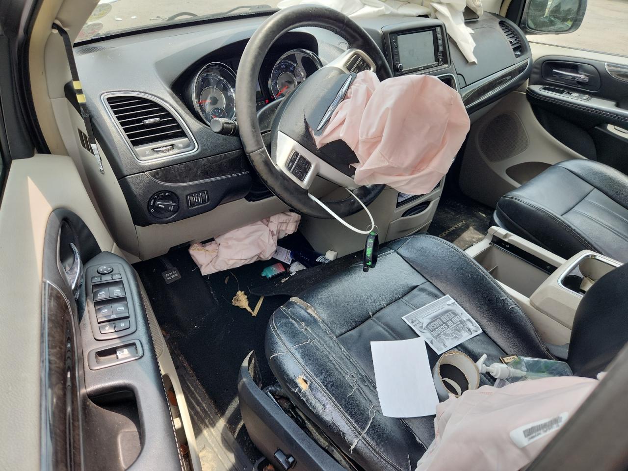 2015 Chrysler Town & Country Touring VIN: 2C4RC1BG8FR699214 Lot: 65595605
