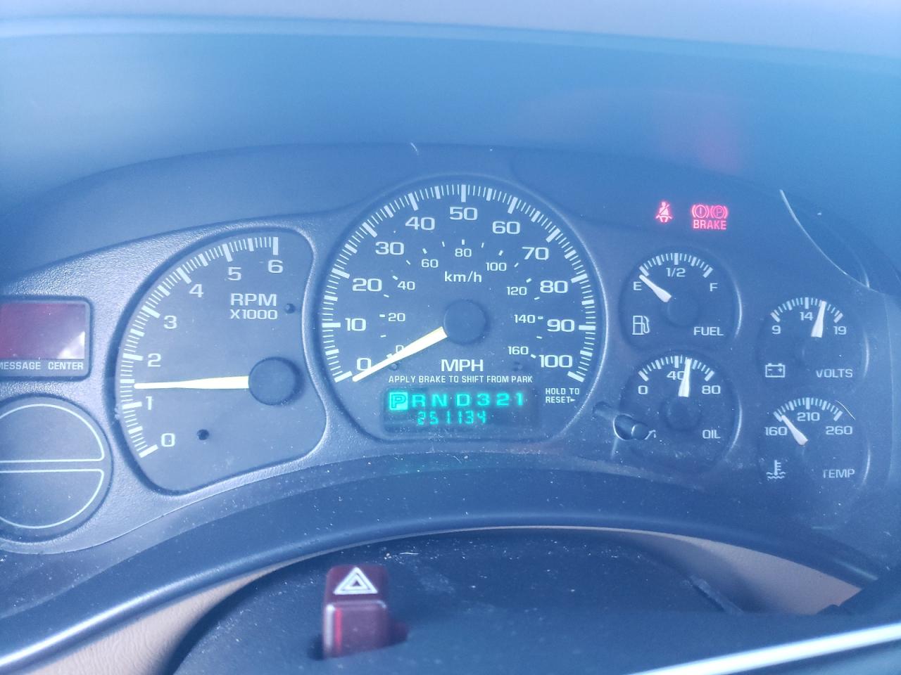 2000 Chevrolet Silverado C1500 VIN: 2GCEC19T0Y1295746 Lot: 64463535