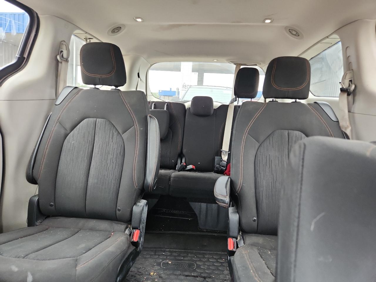 2017 Chrysler Pacifica Touring VIN: 2C4RC1DG8HR577890 Lot: 65434155