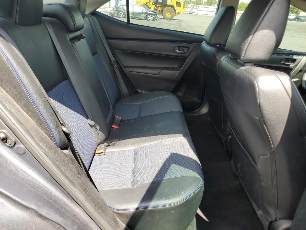 2019 Toyota Corolla L VIN: 5YFBURHE1KP915952 Lot: 64406895