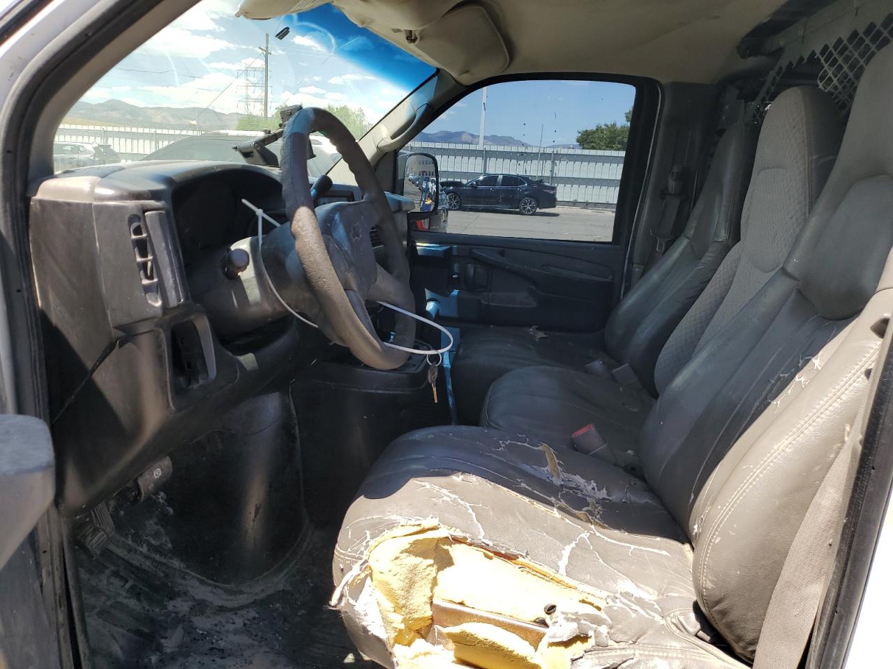 2006 Chevrolet Express G1500 VIN: 1GCFG15X961231855 Lot: 64241235