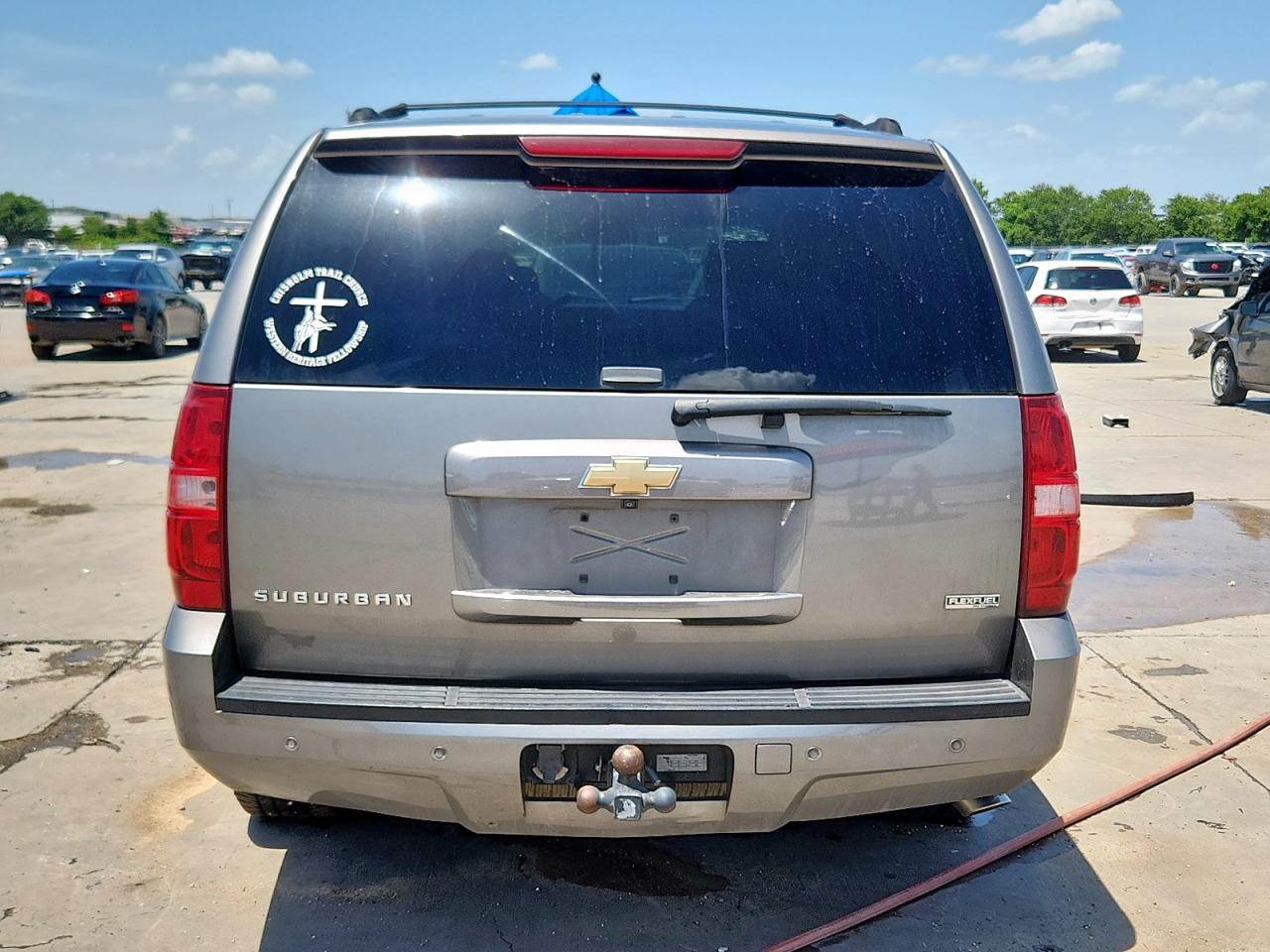 2007 Chevrolet Suburban C1500 VIN: 1GNFC160X7R313925 Lot: 65341235