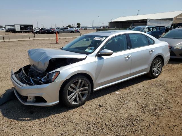  VOLKSWAGEN PASSAT 2019 Серебристый
