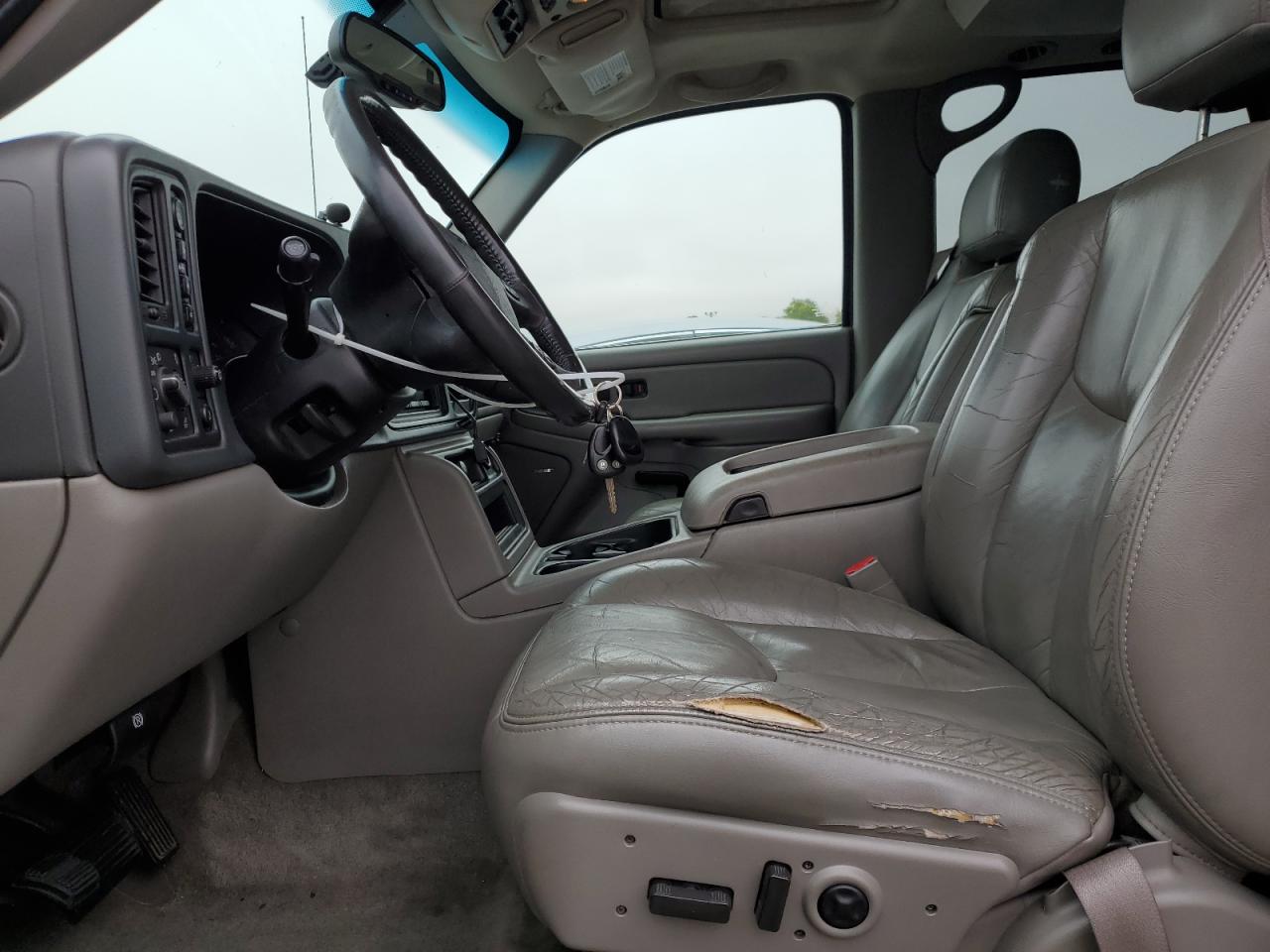 2004 GMC Yukon VIN: 1GKEK13T34J174791 Lot: 63535045